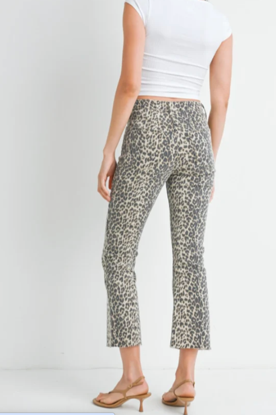 Crop Flare Leopard Size 30